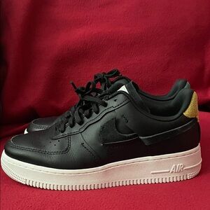 Women’s nike Air Force 1 size 7.5